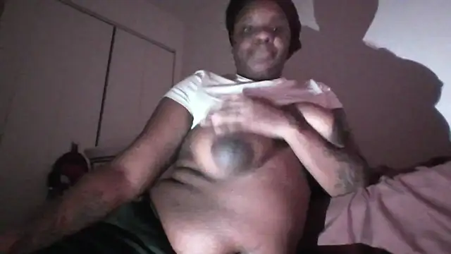 DrkNLuvly online show from September 27, 2025, 6:58 pm