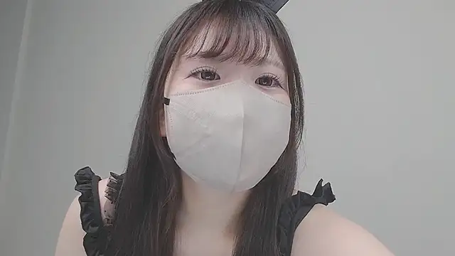 Snapshot of Pome_18_cute chatting on October 21, 2025, 10:25 am Pome 18 cute online show from October 21, 2025, 10:25 am