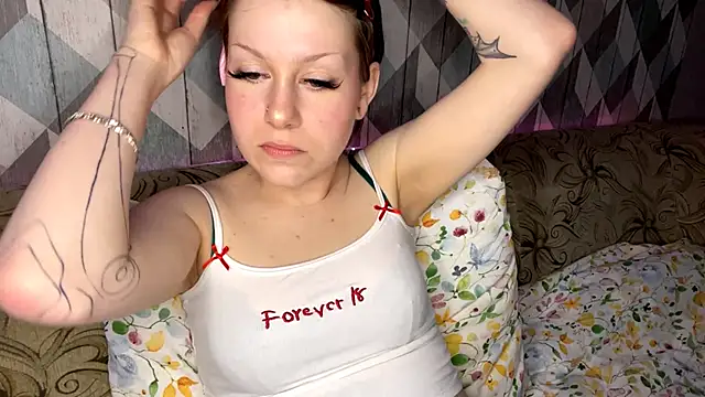 RebelKitsune online show from November 14, 2025, 7:12 am