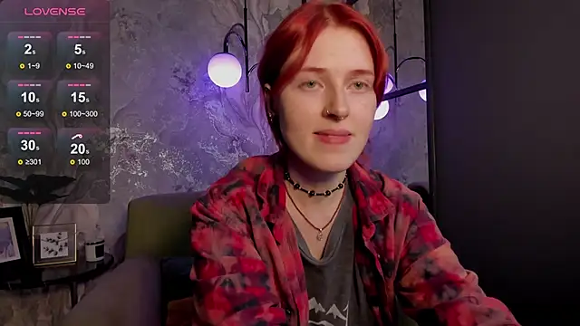 Freirenee online show from October 18, 2025, 2:52 pm