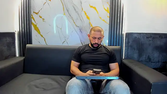 isaac franko online show from November 17, 2025, 9:19 pm