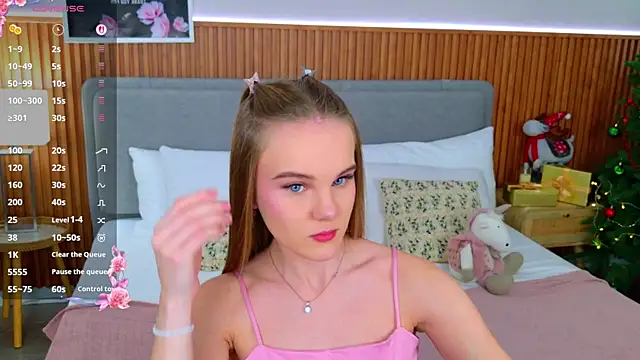 Lili Lohan online show from November 20, 2025, 5:02 pm