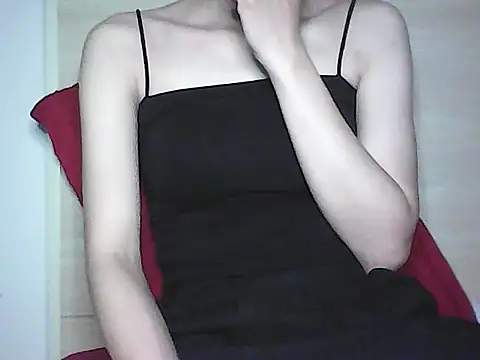 -Ninaa- online show from October 1, 2025, 3:38 pm
