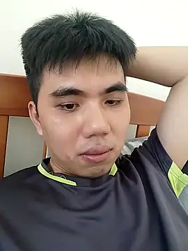 Snapshot of henry9933 chatting on November 2, 2025, 1:21 am henry9933 online show from November 2, 2025, 1:21 am