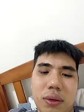 Snapshot of henry9933 chatting on October 30, 2025, 12:25 pm henry9933 online show from October 30, 2025, 12:25 pm