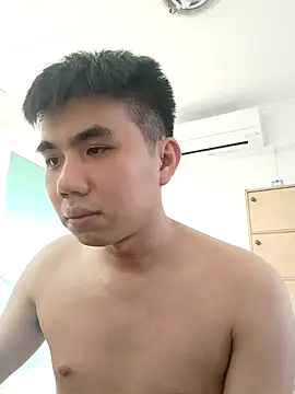 Snapshot of henry9933 chatting on October 26, 2025, 9:42 am henry9933 online show from October 26, 2025, 9:42 am