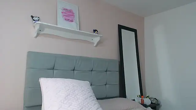 Snapshot of Wandaa- chatting on November 9, 2025, 1:31 am Wandaa- online show from November 9, 2025, 1:31 am