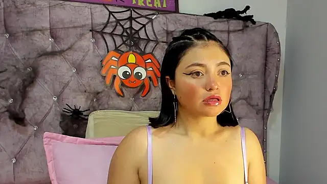 Snapshot of Wandaa- chatting on October 15, 2025, 4:33 am Wandaa- online show from October 15, 2025, 4:33 am