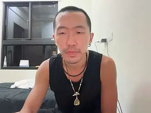 Snapshot of mrcaiziv chatting on October 18, 2025, 1:24 pm mrcaiziv online show from October 18, 2025, 1:24 pm