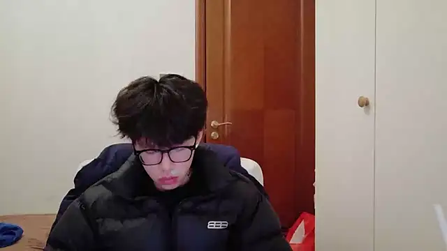 hangzi-0011 online show from November 28, 2025, 12:27 pm