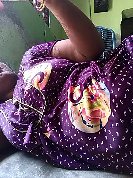 Tamilselviroja- online show from April 16, 2026, 7:09 am