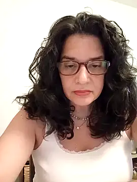 Snapshot of MoritaSalvaj chatting on October 18, 2025, 10:45 pm MoritaSalvaj online show from October 18, 2025, 10:45 pm