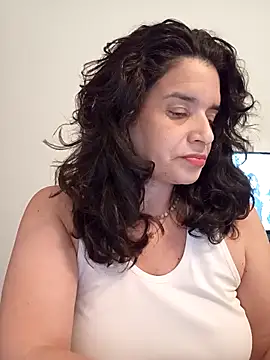 Snapshot of MoritaSalvaj chatting on October 16, 2025, 8:50 pm MoritaSalvaj online show from October 16, 2025, 8:50 pm