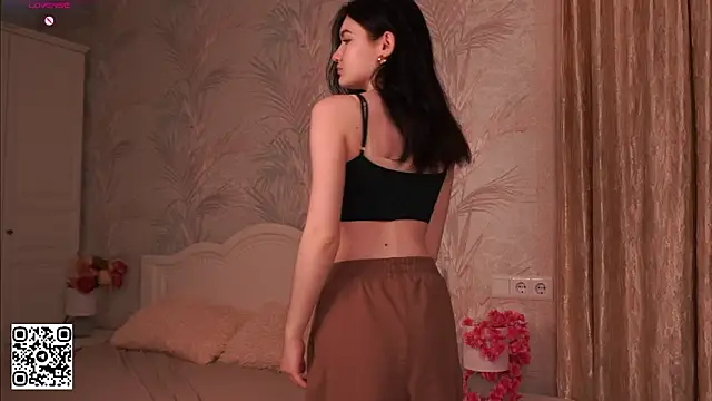 aveloria online show from November 11, 2025, 6:14 pm