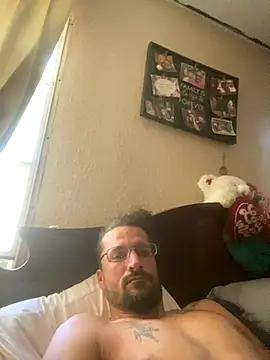 lil dude big dick online show from September 29, 2025, 5:51 pm