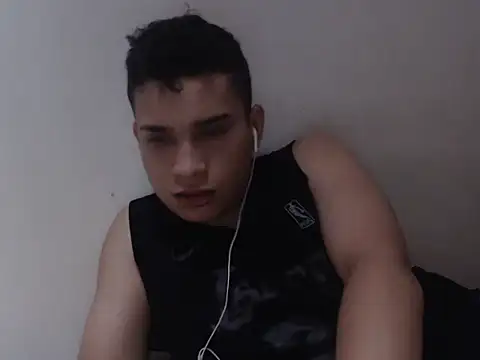 Alexhot2026 online show from October 2, 2025, 1:03 pm