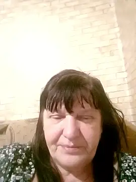 Apeesynka55211 online show from January 7, 2026, 9:09 pm