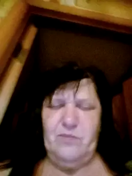 Snapshot of Apeesynka55211 chatting on May 26, 2026, 2:09 am Apeesynka55211 online show from May 26, 2026, 2:09 am