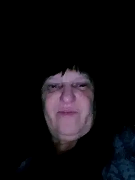 Apeesynka55211 online show from October 27, 2025, 8:32 pm