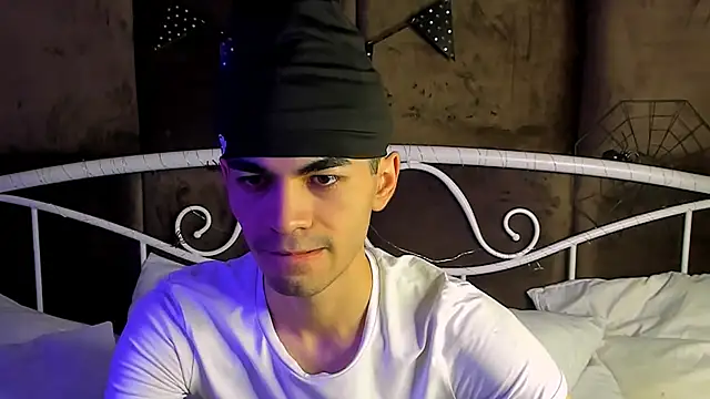 JaremyHarris online show from November 2, 2025, 8:36 pm