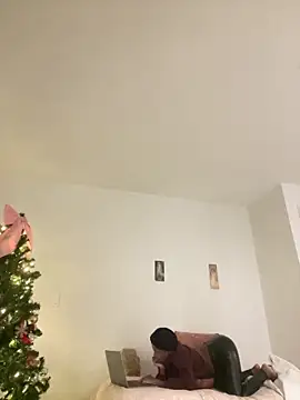 tia   fox online show from March 3, 2026, 2:40 am