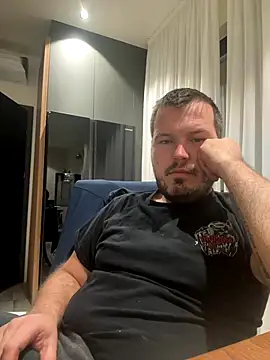 dirtyboy996 online show from October 3, 2025, 4:41 pm
