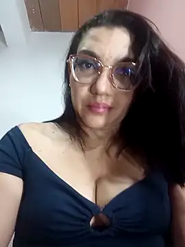 Naughty anyeli online show from November 6, 2025, 5:11 am