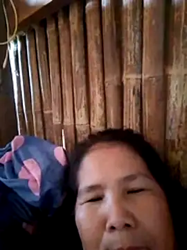 Snapshot of milagrose_rose chatting on March 22, 2026, 6:48 am milagrose rose online show from March 22, 2026, 6:48 am