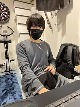 mikan kun st online show from November 25, 2025, 12:44 am