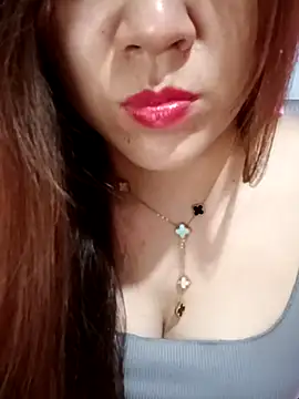 Snapshot of Moue-angel chatting on October 18, 2025, 6:26 am Moue-angel online show from October 18, 2025, 6:26 am