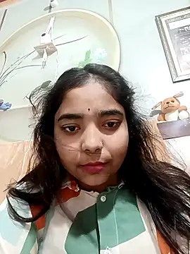 ishikaa124 online show from October 5, 2025, 5:42 am