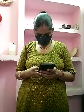 Rasili bhabhi10 online show from October 1, 2025, 3:44 am