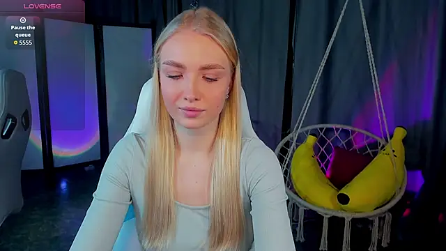 TessaGrays online show from February 1, 2026, 10:24 am