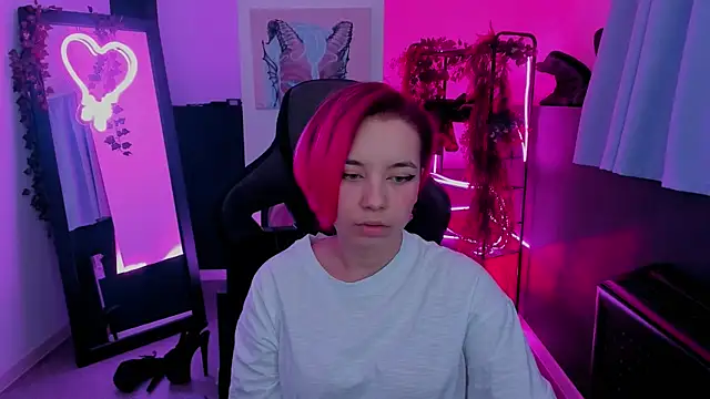 Snapshot of MarcelineChi chatting on October 30, 2025, 6:12 am MarcelineChi online show from October 30, 2025, 6:12 am