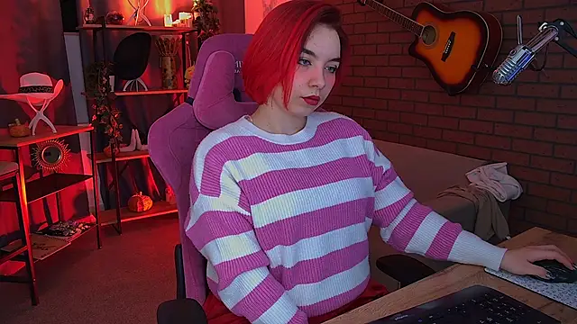 MarcelineChi online show from February 5, 2026, 5:36 am