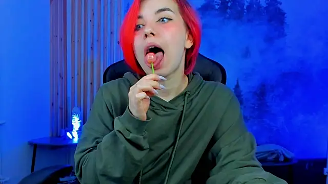 Snapshot of MarcelineChi chatting on November 13, 2025, 5:11 am MarcelineChi online show from November 13, 2025, 5:11 am