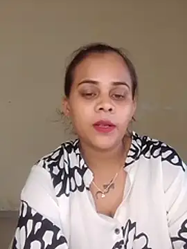 Naughtysilk online show from October 24, 2025, 9:41 am