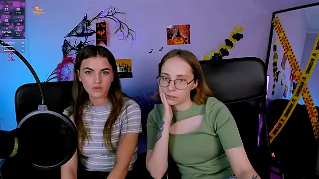 Snapshot of lina_fox12 chatting on November 5, 2025, 2:53 pm lina fox12 online show from November 5, 2025, 2:53 pm