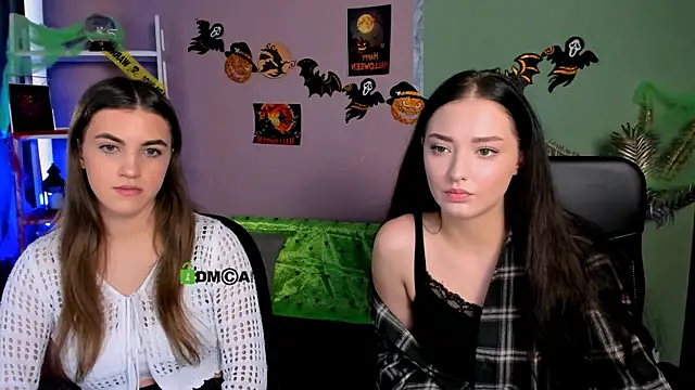 Snapshot of lina_fox12 chatting on November 3, 2025, 1:15 pm lina fox12 online show from November 3, 2025, 1:15 pm