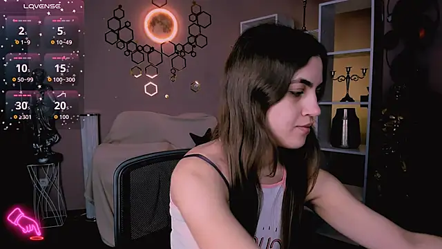 Snapshot of lina_fox12 chatting on December 3, 2025, 1:21 pm lina fox12 online show from December 3, 2025, 1:21 pm