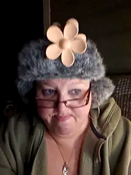 Budd Bunney online show from November 23, 2025, 2:43 am