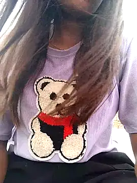 Snapshot of PEEHU-50 chatting on October 7, 2025, 3:40 am PEEHU-50 online show from October 7, 2025, 3:40 am