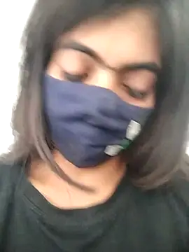 Snapshot of PEEHU-50 chatting on November 4, 2025, 2:37 am PEEHU-50 online show from November 4, 2025, 2:37 am