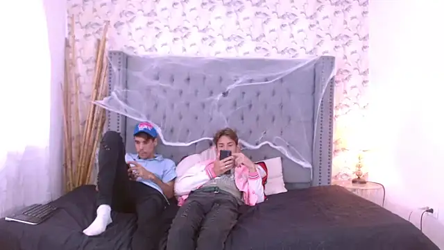 fuck seduction online show from October 21, 2025, 6:40 pm