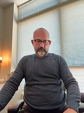 Snapshot of fuckadilf chatting on November 11, 2025, 4:13 pm fuckadilf online show from November 11, 2025, 4:13 pm