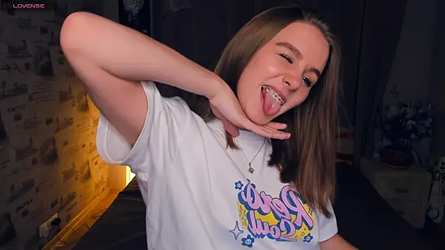 TienKnous online show from November 9, 2025, 7:07 pm