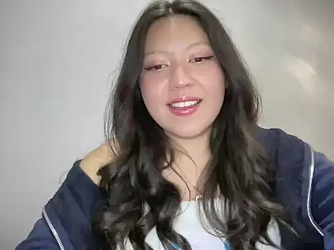 Snapshot of Rachel_James__ chatting on October 30, 2025, 5:39 am Rachel James online show from October 30, 2025, 5:39 am