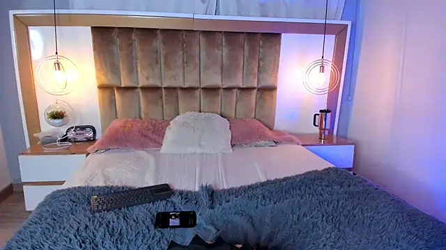 Snapshot of SamyShark chatting on January 8, 2026, 5:35 am SamyShark online show from January 8, 2026, 5:35 am