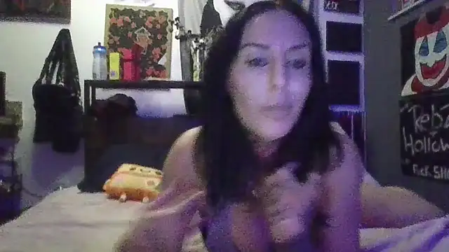 inkdhollow1 online show from November 17, 2025, 4:16 am