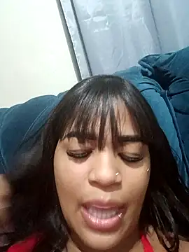 Indiazinha quente online show from September 30, 2025, 6:30 am